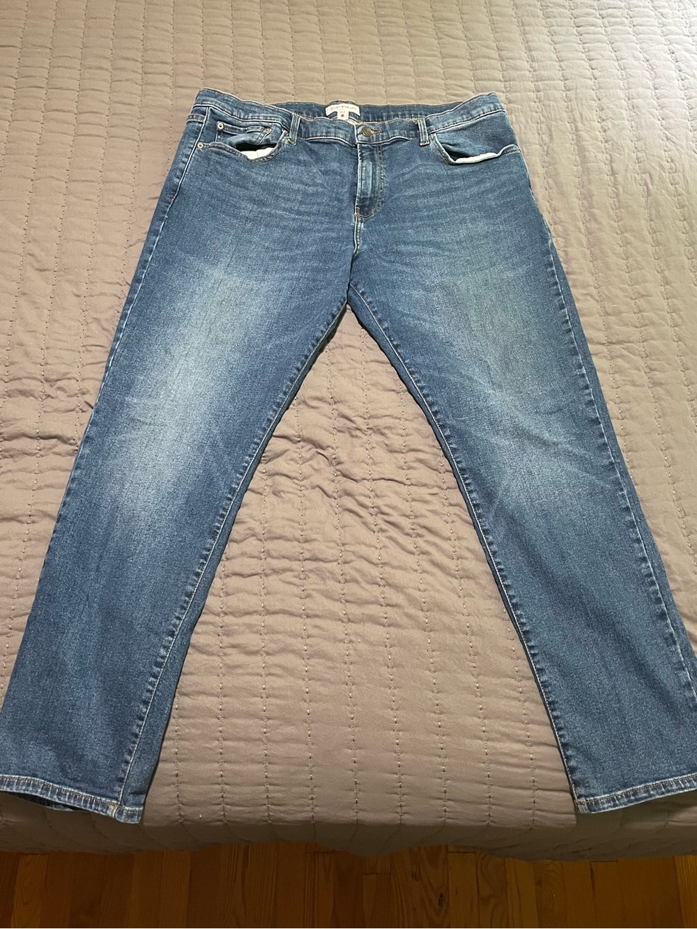 Lucky Brand Men's Medium Blue Straight Jeans 410